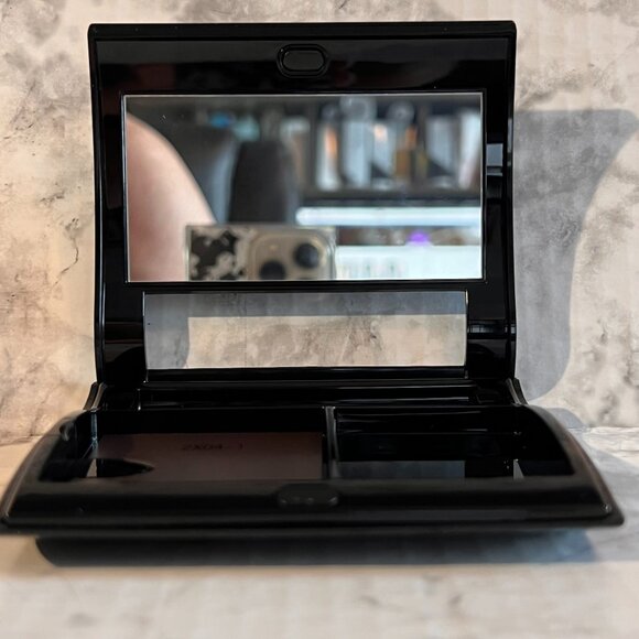 Mary Kay EMPTY Makeup Compact with Mirror Black New in‎ Box Large … - Picture 1 of 5